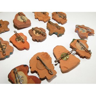 15 clay figurines, badges of the WHW series. 3rd Reich. Espenlaub militaria