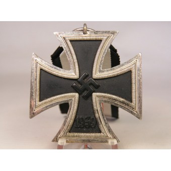 Iron Cross 1939, 2e année, portant la mention 4 pour Steinhauer & Lueck, Lüdenscheid. Très bon état.. Espenlaub militaria