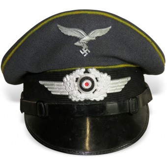 Visiermütze der Luftwaffe für die unteren Ränge des Flugpersonals oder der Fallschirmjäger. Espenlaub militaria