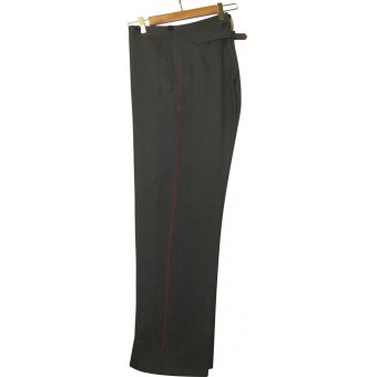 Parade/walkout trousers for a Wehrmacht artillery enlisted or officers personnel.. Espenlaub militaria