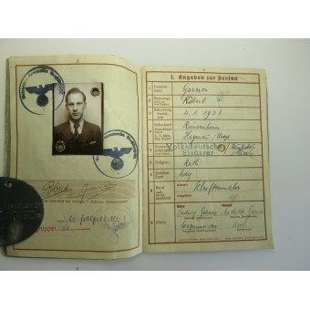 Soldbuch, Wehrpass, dogtag, Photoalbum, Panzer Soldat Robert Garner. Espenlaub militaria