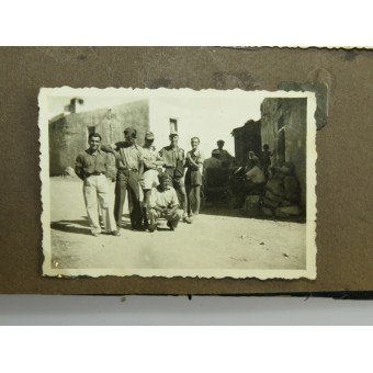 Soldbuch, Wehrpass, dogtag, fotoalbum, pansarsoldat Robert Garner. Espenlaub militaria