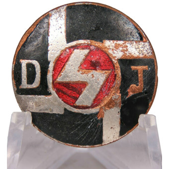 Deutsche Jungvolk badge, GES. GESCH., aged condition. Espenlaub militaria