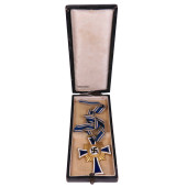 Gold Mother’s Cross with box by Werner Redo