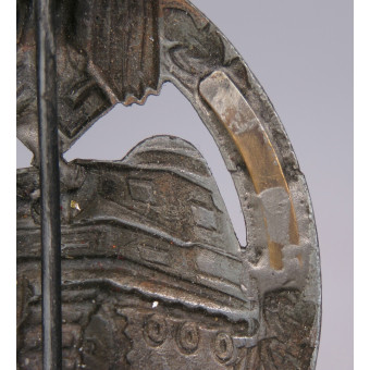 Нагрудный знак за танковую атаку в бронзе, Junker, цинк, ремонт. Espenlaub militaria