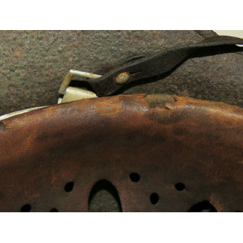 Шлем М35 двухдекальный, SS-Totenkopfverbände, Демянск