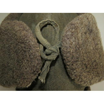 1940 pattern Red Army ushanka with signs of wear. Espenlaub militaria