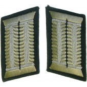 Lengüetas de cuello del Cuartel General del Führer o del OKH para oficiales de rango superior a comandante