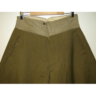 Pantaloni di lana M 35 sovietici fatti dal panno canadese WW1. Espenlaub militaria