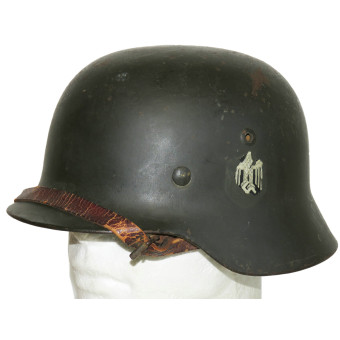 Early M35 Helmet ET64 with non-reinforced aluminum liner band