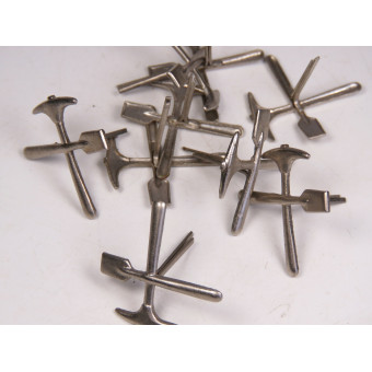 Эмблема на погоны образца 1943 года сапёрных подразделений. Espenlaub militaria