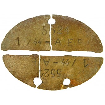 Сломанный смертный медальон СС Waffen SS 1 Artillerie Ersatz Regiment. Espenlaub militaria