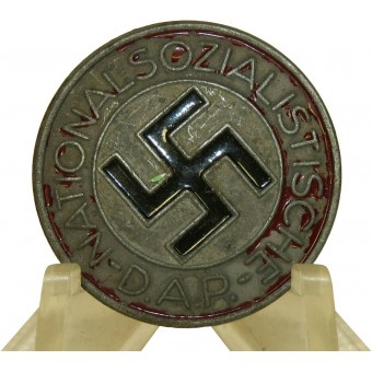 NSDAP-Mitgliederabzeichen, Zink, bemalt, RZM m1/159. Espenlaub militaria