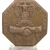 1934 El Sarre es tierra alemana, Tinnie. Pin de metal