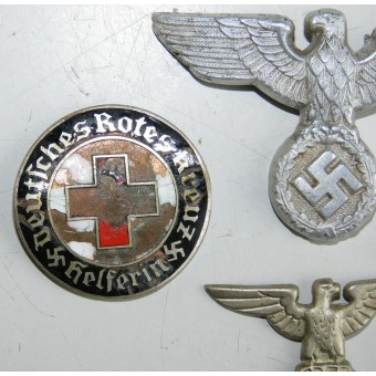 Set di 4 Terzo Reich distintivi: aquila Railway, SS presto / SA aquila, DRK Helferin. Espenlaub militaria