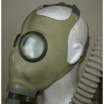 Gas ejército rojo máscara BN-T5, con el filtro de MT-4. Espenlaub militaria