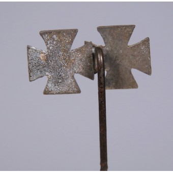 9 мм миниатюра двойного награждения железным крестом 1939 года. Espenlaub militaria