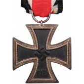 Iron Cross 1939. II class Gottlieb & Wagner, Idar-Oberstein, marked "52"
