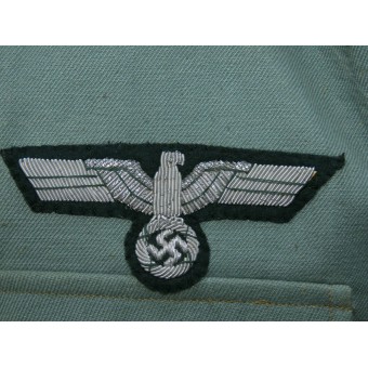 Yksityinen ostettu kevyt trooppinen kenttäpusero, jolla on merkintä nachrichten-leutnantille (tai polizeille). Espenlaub militaria