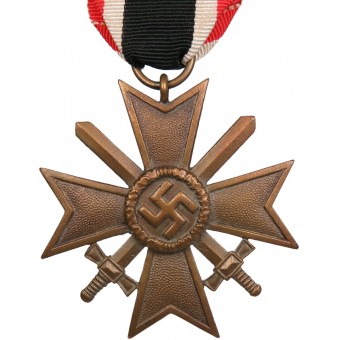 Kriegsverdienstkreuz KVK II 1939 mit Schwertern. Bronze gefertigt. Espenlaub militaria