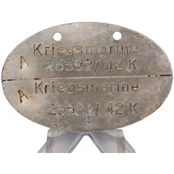 Kriegsmarine Persönliche Erkennungsmarke 2558/42 K. Espenlaub militaria