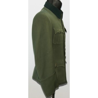Wehrmacht tunic or Waffen-SS for command crew. Espenlaub militaria