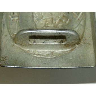 Una fibbia in alluminio con aquila a coda di rondine della Luftwaffe. Espenlaub militaria