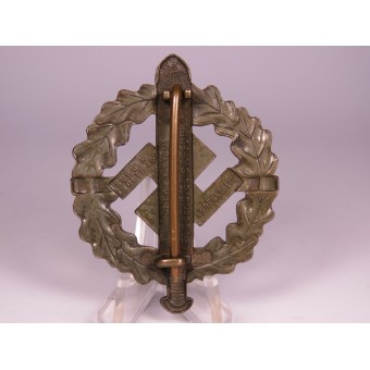 SA-Wehrabzeichen in Bronze. 2 Typen. Berg und Nolte. Magnetisch. Espenlaub militaria