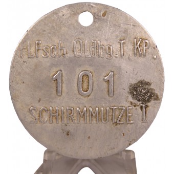 Личный вещевой жетон на фуражку школы парашютистов Люфтваффе в Ольденбурге. Espenlaub militaria