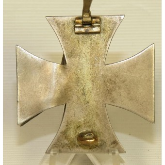 Cruz de Hierro de primera clase 1939 con daños en combate.. Espenlaub militaria