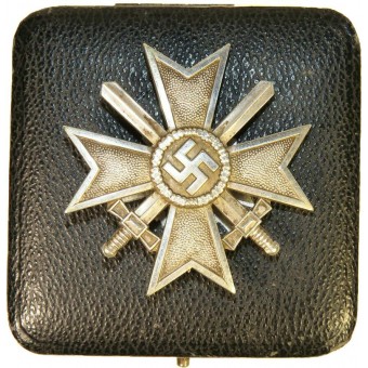 Mérito Kriegsverdienstkreuz / Guerra de la Cruz de primera clase. Kerbach y Oesterhelt Dresden. Espenlaub militaria