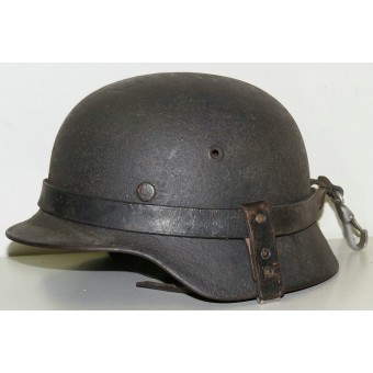 Wehrmacht Heer ou Waffen SS sangle de transport de casque noir. Espenlaub militaria