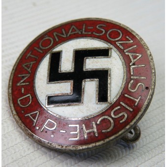 Distintivo Terzo Reich NSDAP, fatta da M1 / ​​105 RZM- Hermann Aurich-Dresda. Espenlaub militaria