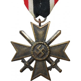 KVK2, 1939, croix mérite guerre. 2ème classe avec des épées. Espenlaub militaria