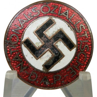 NationalSozialistische DAP-badge, knoopsgatvariant, M1 / ​​34 RZM Carl Wurter.. Espenlaub militaria