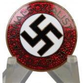 NSDAP, insignia de miembro, marca del fabricante M1/146 RZM