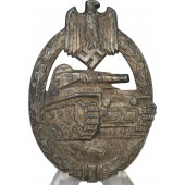 Tank Assault badge in zilver, gemerkt HA