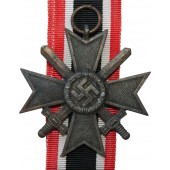 1939 Cruz al Mérito de Guerra con espadas, 2 clase, marcada 
