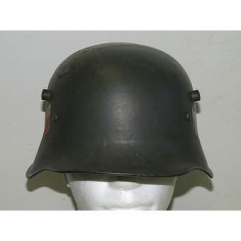 German M1918 double decal Wehrmacht steel helmet. Espenlaub militaria