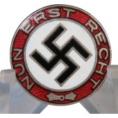 Нагрудный знак сочувствующего нацистской партии Германии "Nun Erst Recht"