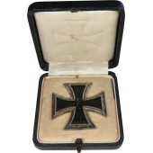Boxed Iron cross 1st class by ADHP