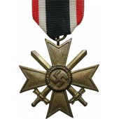 Kriegsverdienstkreuz di 2a classe 1939 con spade