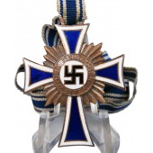 Deutsches Mutterkreuz dritter Klasse- Ehrenkreuz der Deutschen Mutter in Bronze