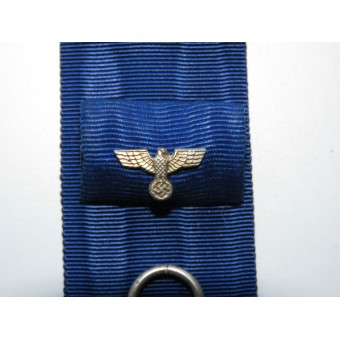 4 ans Treue Dienst in der médaille Wehrmacht. Wehrmacht Médaille dancienneté. Espenlaub militaria