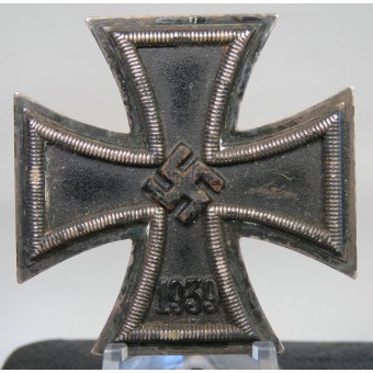 Eisernes Kreuz Erste Klasse por F Zimmermann en la caja de presentación. Espenlaub militaria