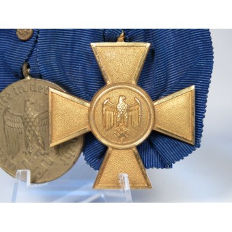 Ordensspange- Medaljstång med 12 och 25 års dekorationer för lång tjänstgöring i Wehrmacht.. Espenlaub militaria