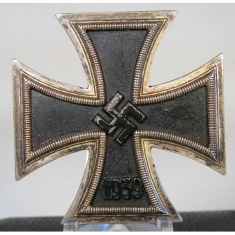 Boxed Iron cross 1st class by ADHP. Espenlaub militaria