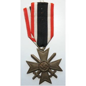 Croix du mérite de guerre allemande 1939 (de KVK), deuxième classe w / épées. Bronze. Espenlaub militaria