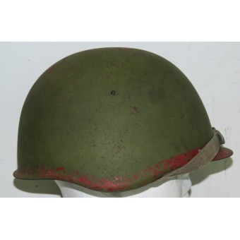 Стальной шлем СШ - 39, 1941 ЛМЗ с тактическими знаками. Espenlaub militaria