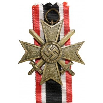 1939. Крест за военные заслуги с мечами. Латунь в бронзовлении. Espenlaub militaria
